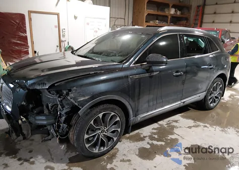 2022 Lincoln Nautilus Reserve z USA, uszkodzony, nr VIN 2LMPJ8K94NBL23902